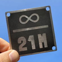 ∞ / 21M Titanium Seed Plate